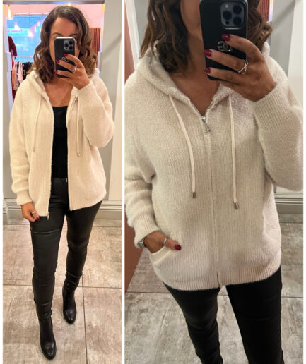 GET ZIPPED - FOUR COLOURS